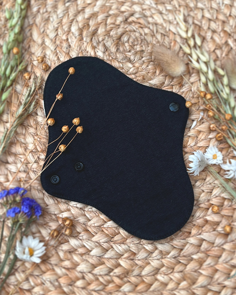 Serviette hygiénique lavable en lin de France (absorption MINI - vue de dessus)